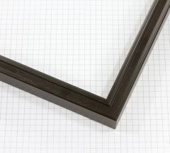 This 3/4 " profile frame features a sleek Thin Stem Classic Panel design in a smooth black finish. Its clean, curved lines and minimalist style create a timeless, modern look that compliments both contemporary and traditional artworks.